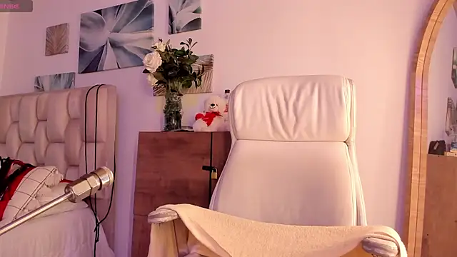 Coquette Johnson online show from March 2025 12:44:01 PM