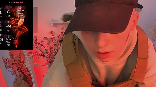 Dolly  Queen  online show from December 2024 02:31:01 AM