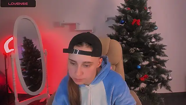 Dolly  Queen  online show from December 2024 02:24:01 AM