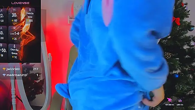 Dolly  Queen  online show from December 2024 02:32:01 AM