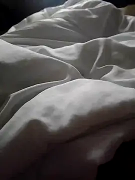 PulaMaresiexcitata12 online show from February 2025 09:30:02 AM