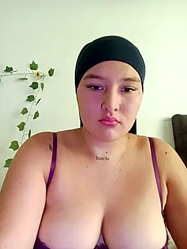 Snapshot of Celeste_camila18 chatting on October 2025 01:50:01 PM Celeste camila18 online show from October 2025 01:50:01 PM