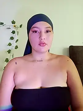 Snapshot of Celeste_camila18 chatting on October 2025 04:38:02 PM Celeste camila18 online show from October 2025 04:38:02 PM