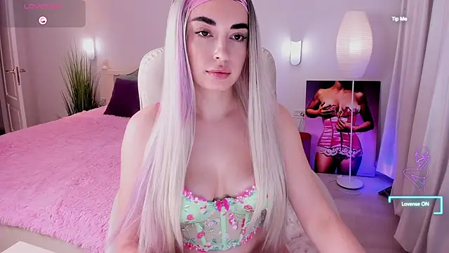 Miss Elia online show from January 2025 05:12:02 PM