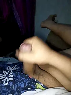 Snapshot of Whiper2024 chatting on October 2025 03:30:01 AM Whiper2024 online show from October 2025 03:30:01 AM