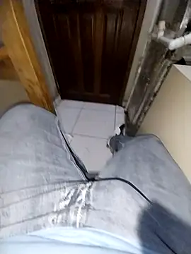 Whiper2024 online show from February 2026 06:19:01 PM