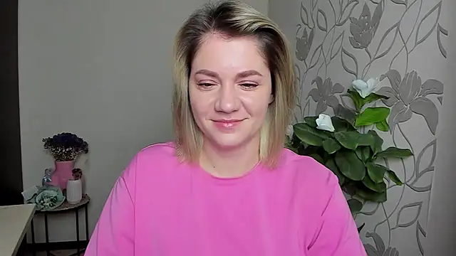 MariaSttone online show from October 2025 04:28:01 PM