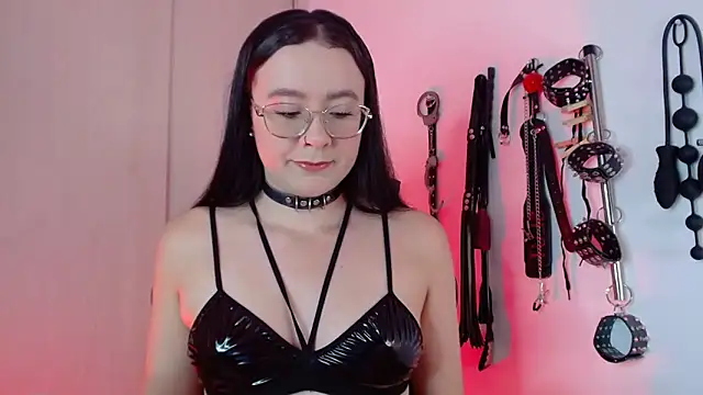 Alisson Beckett online show from October 2025 05:21:02 PM