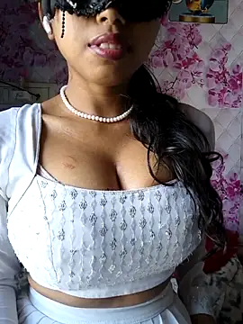 sandy naughty online show from January 2026 05:45:02 AM