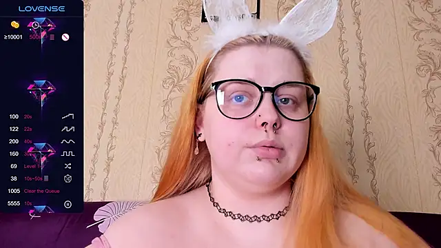 Crow Diam0nd online show from February 2026 07:28:02 PM