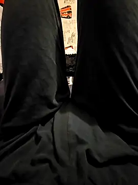 Azerty0911 online show from November 2025 05:23:01 PM