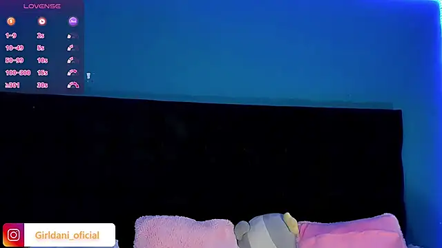 Liittle foxxxy online show from January 2025 06:06:01 AM