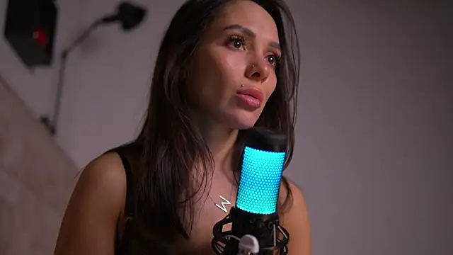 Snapshot of Mila_May_ chatting on December 2024 03:50:02 AM Mila May online show from December 2024 03:50:02 AM