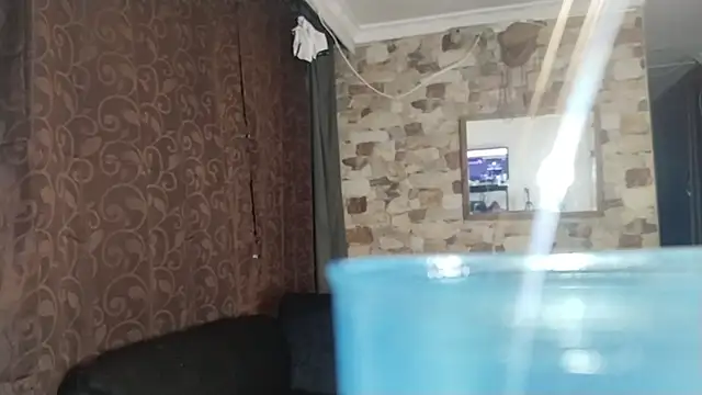 only victoriacox online show from January 2025 09:27:01 AM