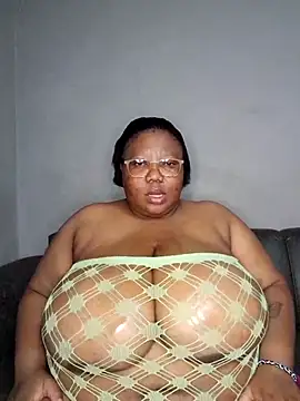 DAIRYBELLELIZxx online show from July 2026 09:39:02 PM