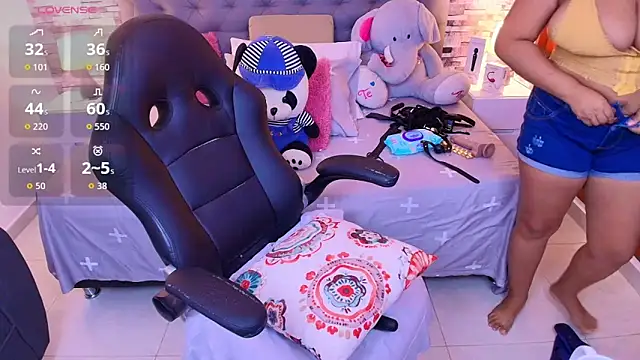 italy   boobs online show from November 2025 05:05:02 PM