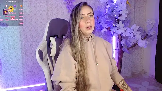 NaomiFox1 online show from March 2025 02:42:02 AM