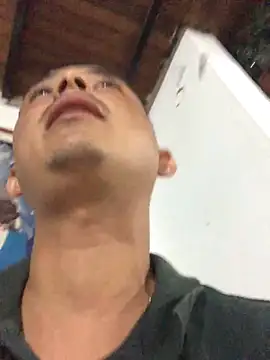 isacalejandroo online show from January 2025 12:20:01 AM