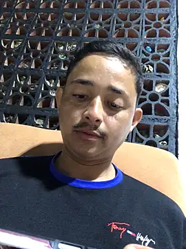 isacalejandroo online show from March 2025 04:47:02 AM