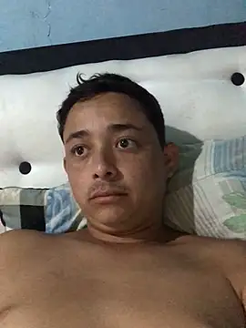 isacalejandroo online show from March 2025 12:33:02 AM