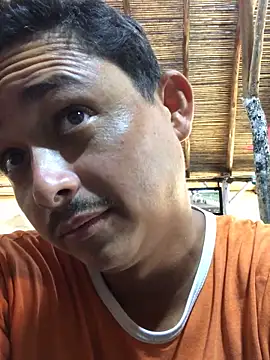 isacalejandroo online show from March 2025 08:40:02 PM