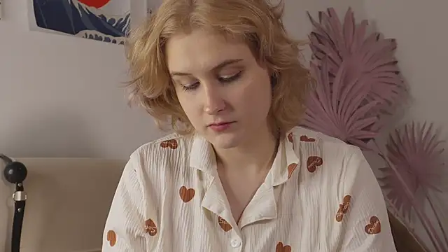 tiffannyjons online show from March 2025 05:07:01 PM