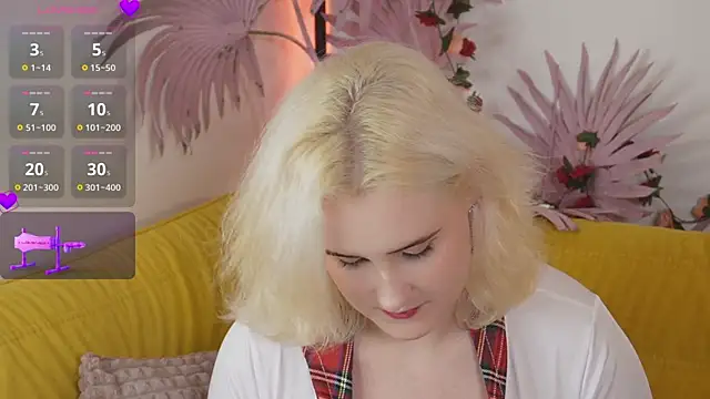 tiffannyjons online show from October 2025 05:32:02 PM