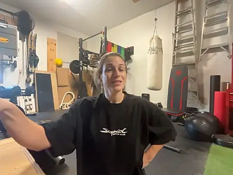 MissSwitch online show from December 2024 06:06:02 PM