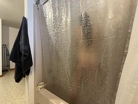 MissSwitch online show from December 2024 01:22:02 PM