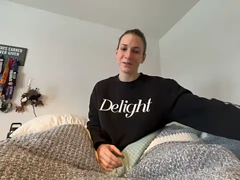 MissSwitch online show from January 2025 01:47:01 PM