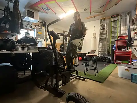 MissSwitch online show from January 2025 05:27:02 PM