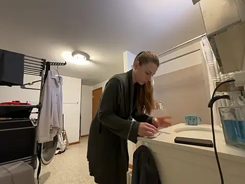 MissSwitch online show from January 2025 12:39:01 PM