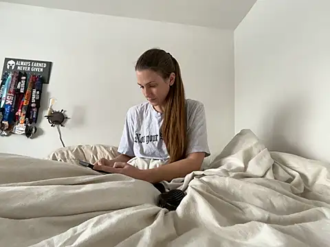 MissSwitch online show from February 2025 07:55:01 PM