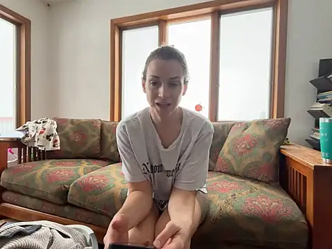 MissSwitch online show from February 2025 03:42:02 PM