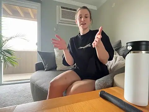 MissSwitch online show from March 2025 09:05:02 PM