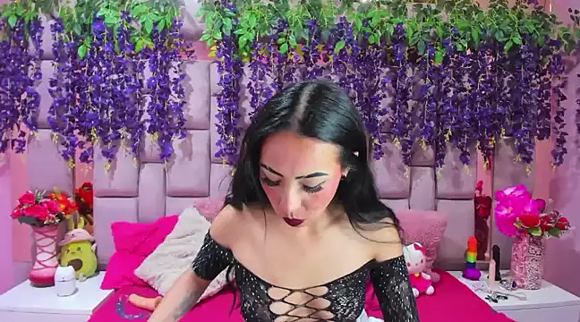 Snapshot of nathalia_pink chatting on December 2024 08:23:01 PM nathalia pink online show from December 2024 08:23:01 PM