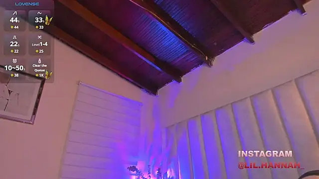 Snapshot of lil_hanna18 chatting on February 2025 11:34:01 AM lil hanna18 online show from February 2025 11:34:01 AM