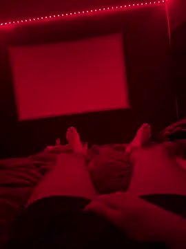 LucianoRixo1 online show from March 2025 10:10:01 PM