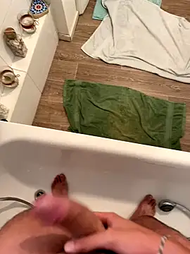 LucianoRixo1 online show from September 2025 04:31:02 PM