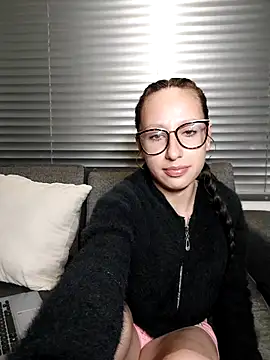 Snapshot of milena_23x chatting on February 2025 07:03:01 AM milena 23x online show from February 2025 07:03:01 AM