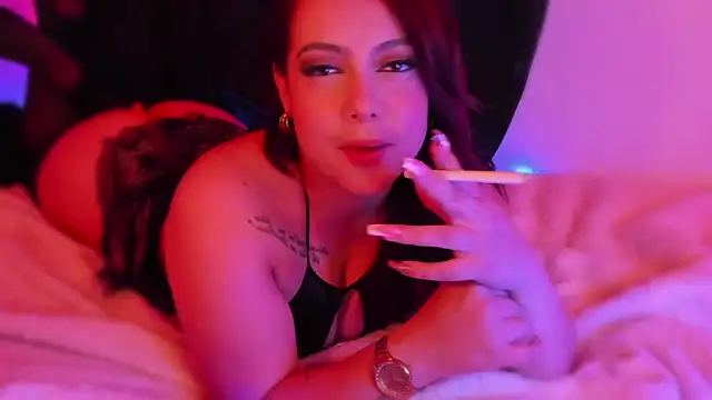 isabelithaa online show from March 2025 11:26:01 PM