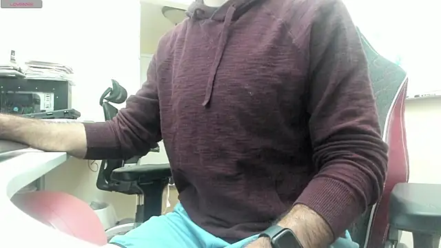 bear russian hunk online show from October 2025 01:20:01 PM