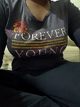 mishti kaur online show from December 2024 08:44:01 PM