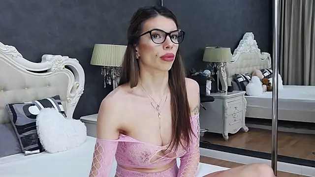 LaraDivine online show from March 2026 07:47:02 AM