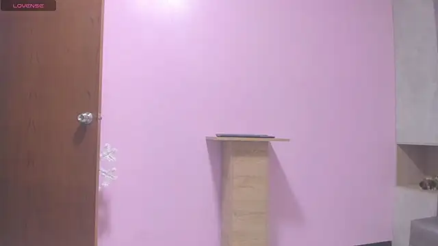 SophieHarris  online show from January 2025 02:07:01 PM