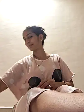 Garima G online show from February 2026 07:02:02 PM