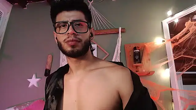 Colby brown03 online show from November 2025 08:39:02 AM