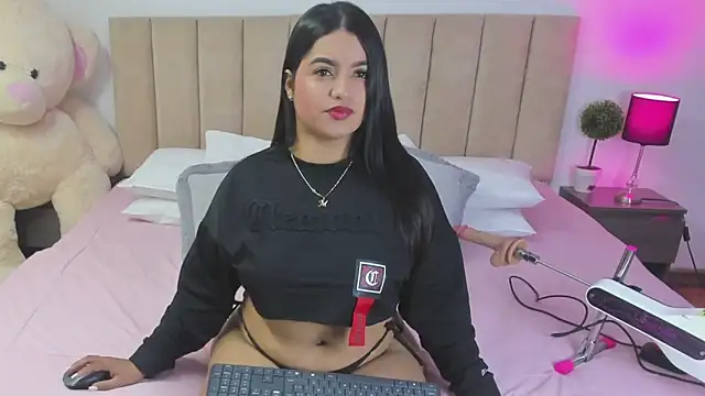 Snapshot of HannaRousse_ chatting on February 2026 12:47:02 PM HannaRousse online show from February 2026 12:47:02 PM