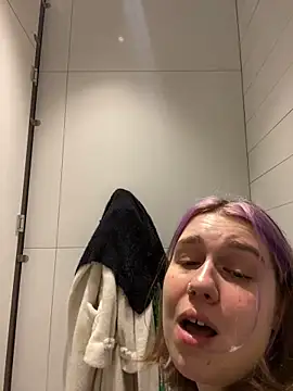 SuzieMurray online show from January 2025 12:35:02 PM