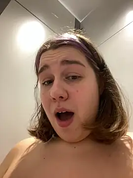 SuzieMurray online show from January 2025 12:15:01 PM